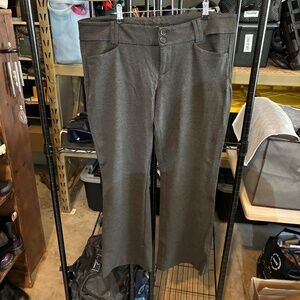 Super cute grey dress pants! Size 18